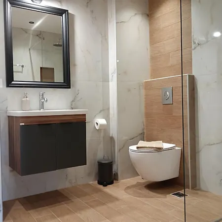 Seaesta Vasiliki 3 *